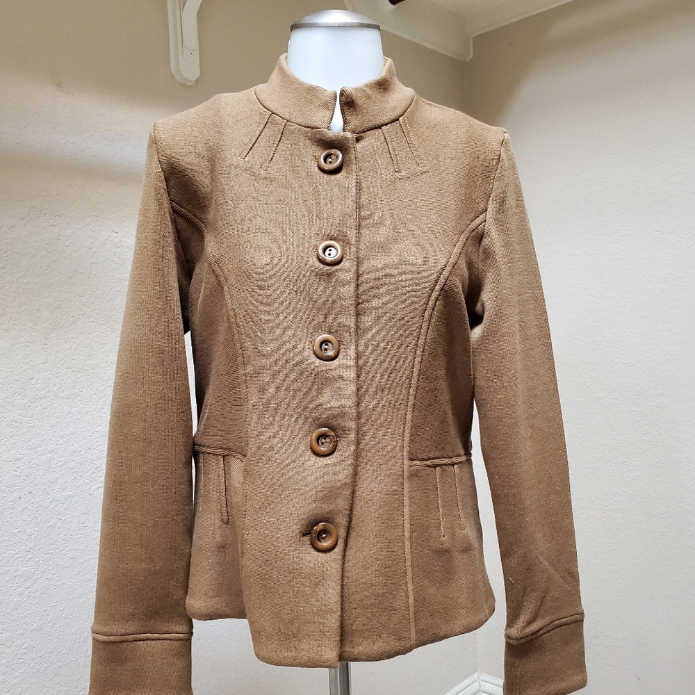 Womens sweater.